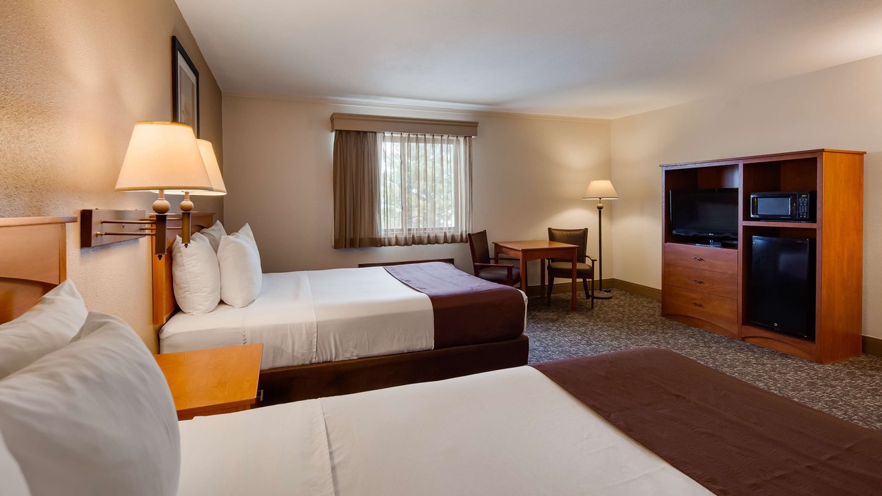 Photo of Others in Chadron