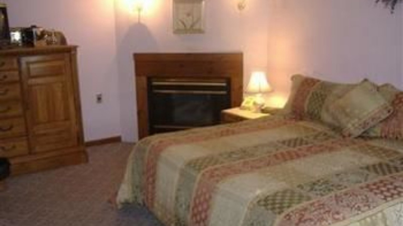 Photo of Others in Fiskdale