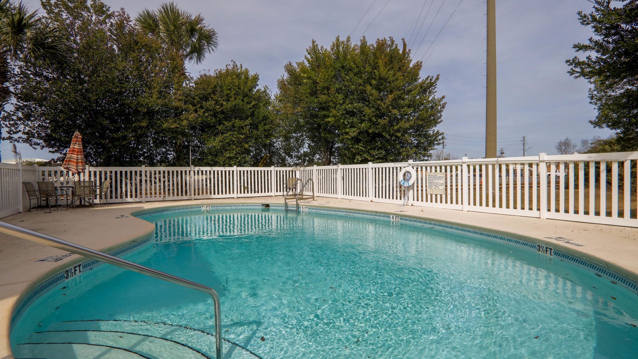 Photo of Outdoor in Thomas Drive