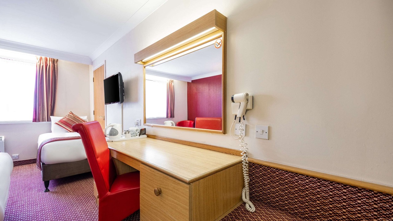 Photo of Bedroom in Ford