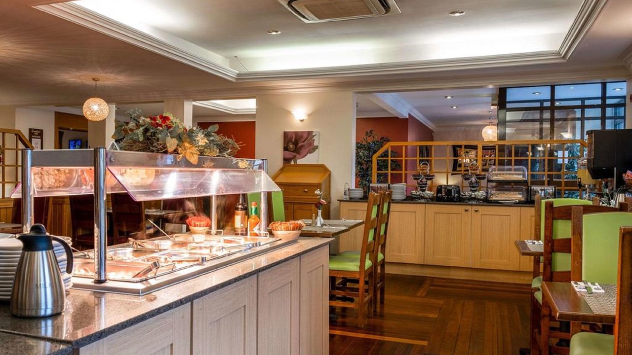 Photo of Others in Ford