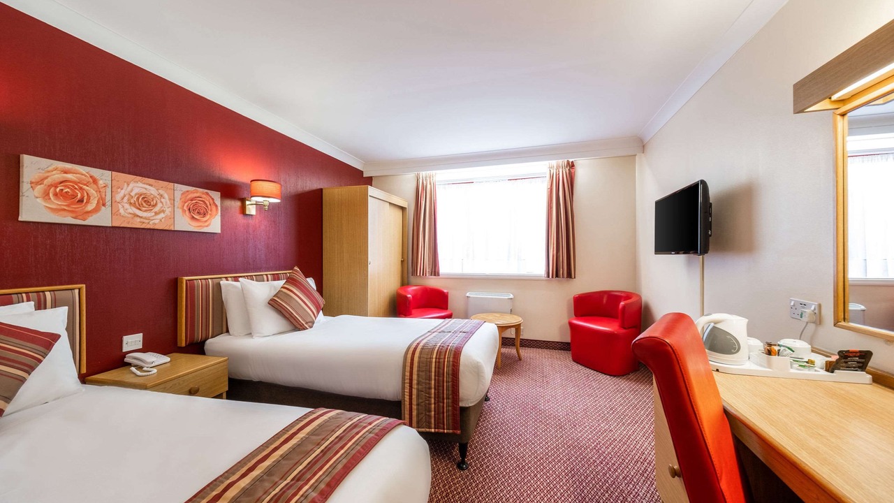 Photo of Others in Ford