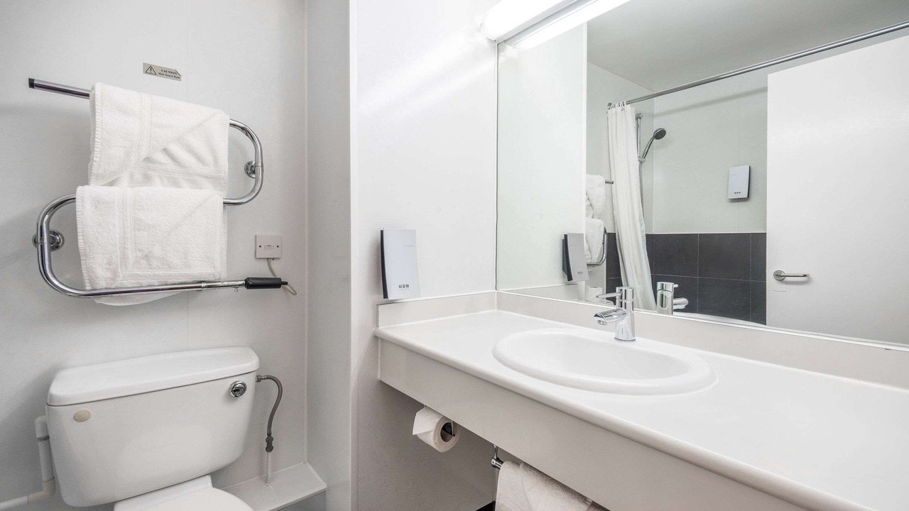 Photo of Bedroom in Ford