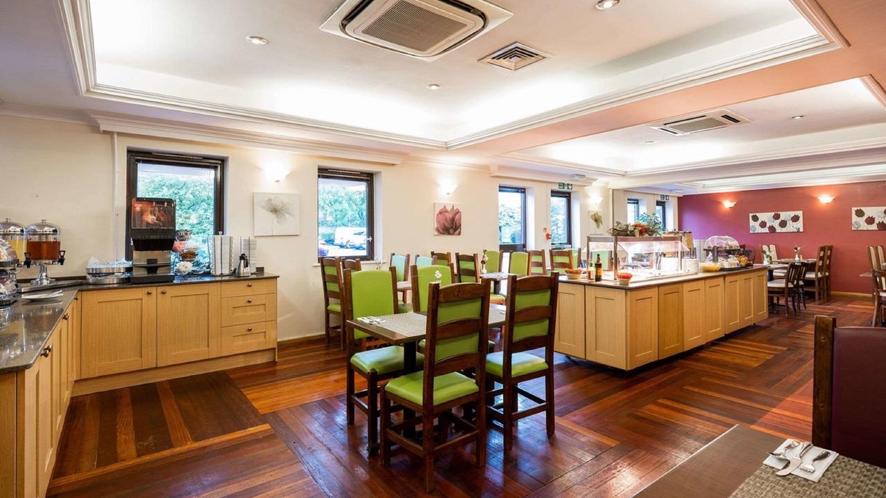 Photo of Others in Ford