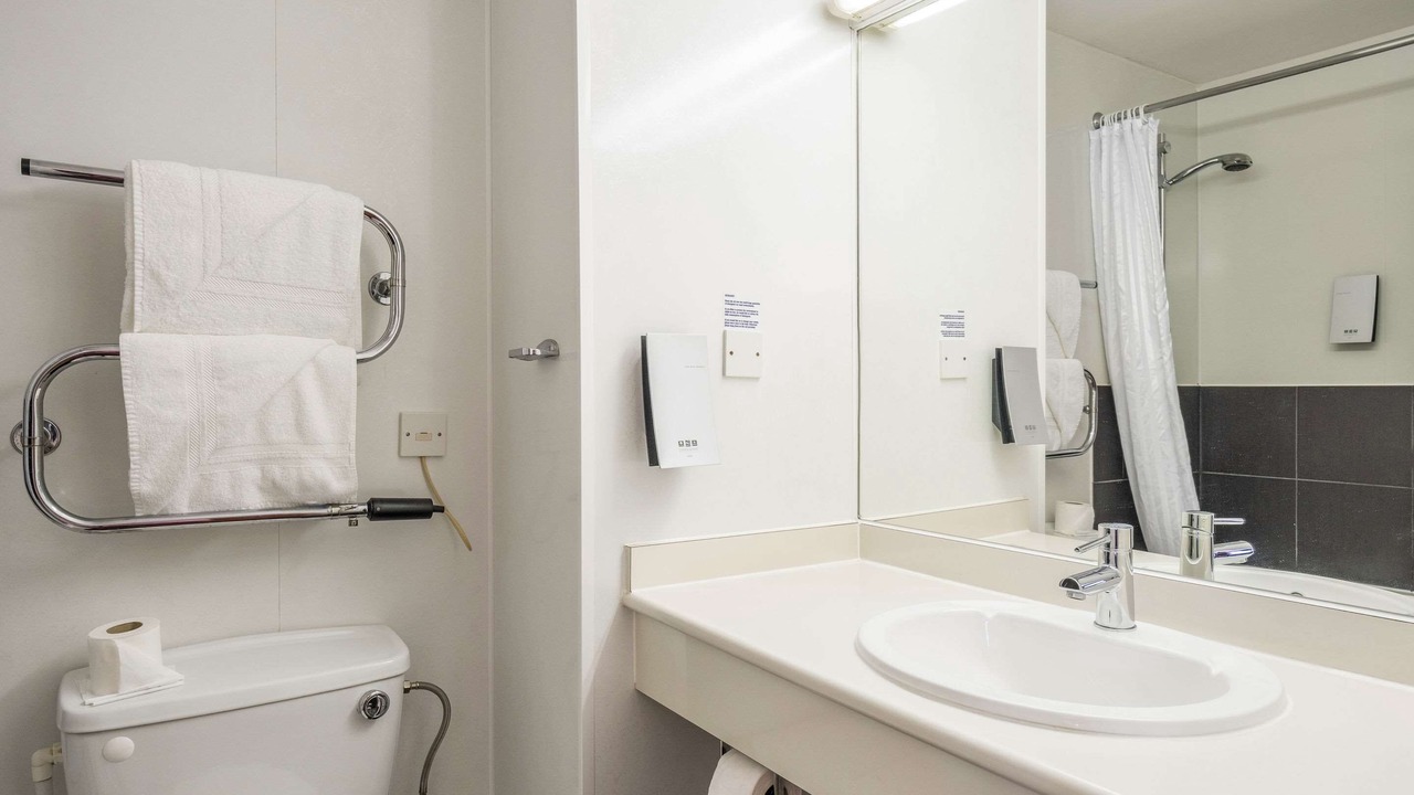 Photo of Others in Ford