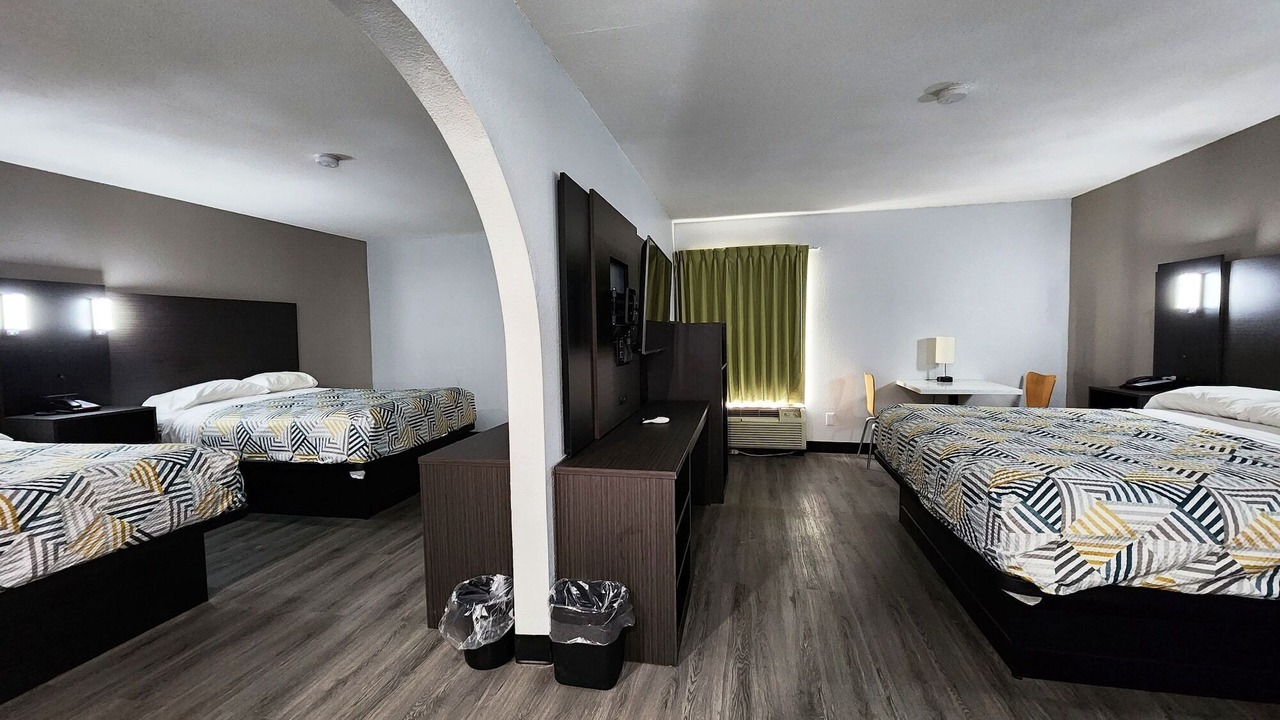 Photo of Others in Pine Bluff