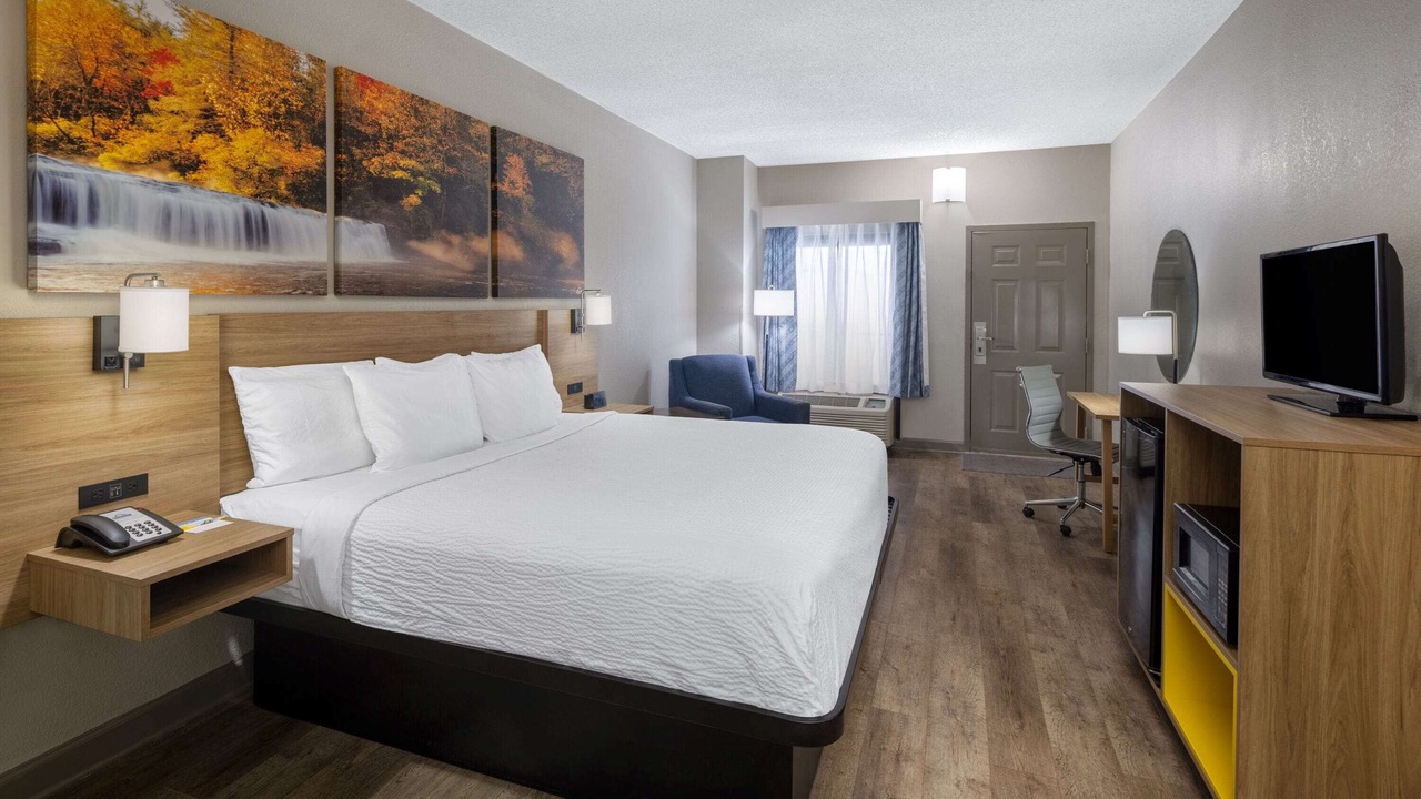 Photo of Bedroom in Jackson