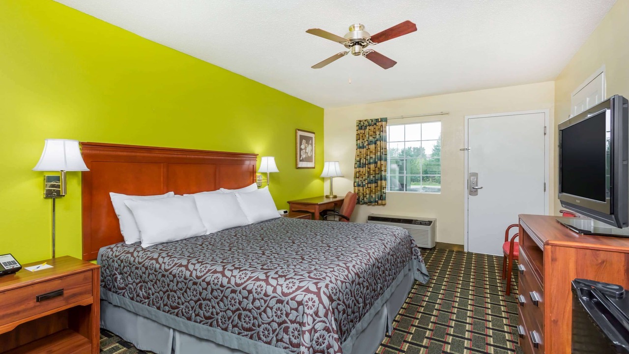 Photo of Bedroom in Trenton