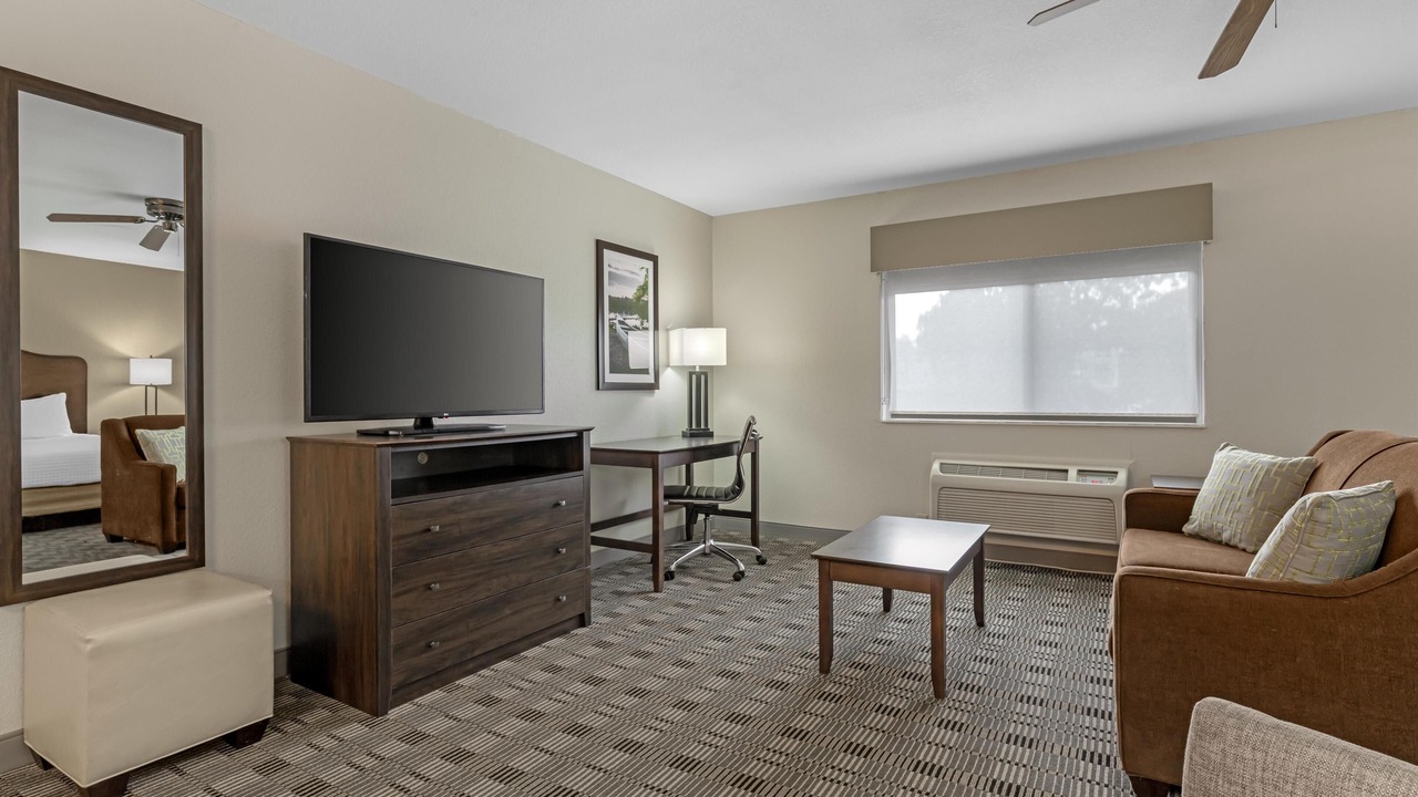 Photo of Bedroom in Grove