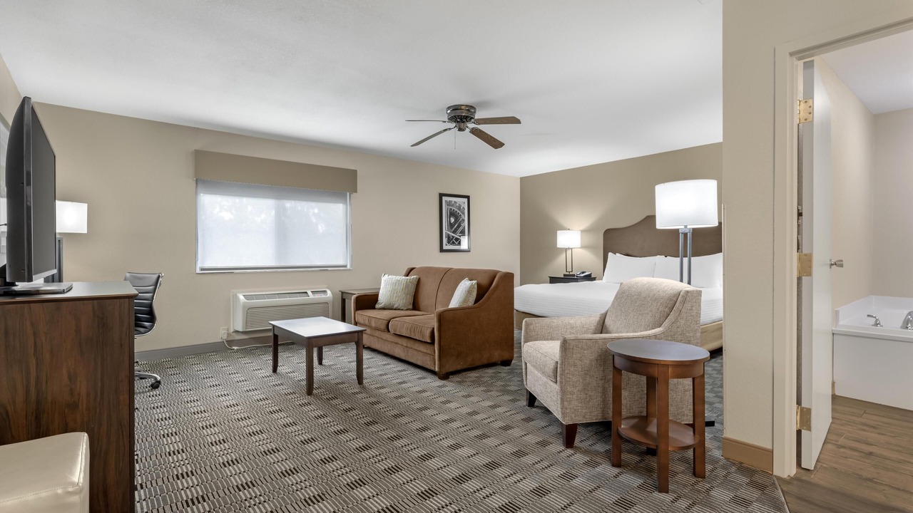 Photo of Bedroom in Grove