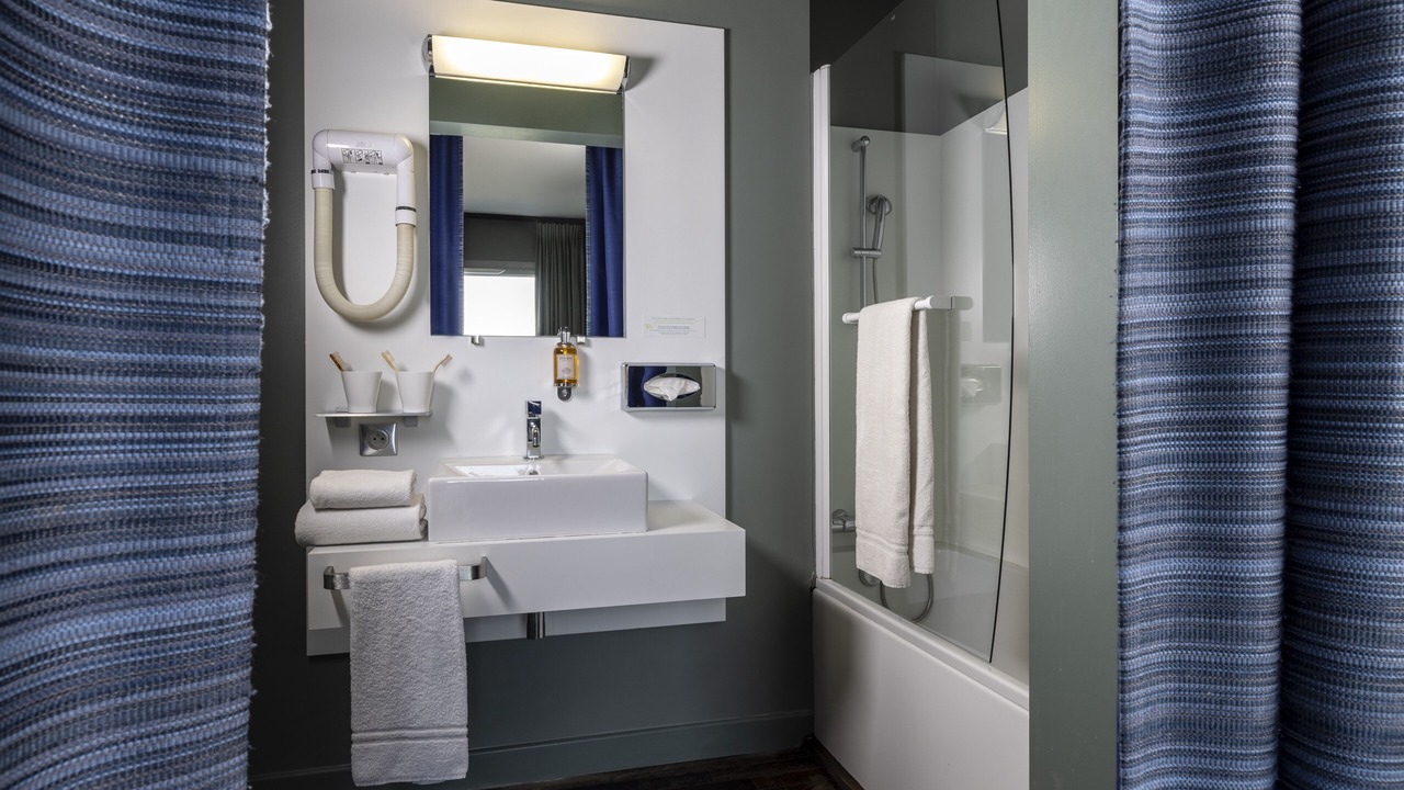 Photo of Bathroom in Decre-Cathedrale