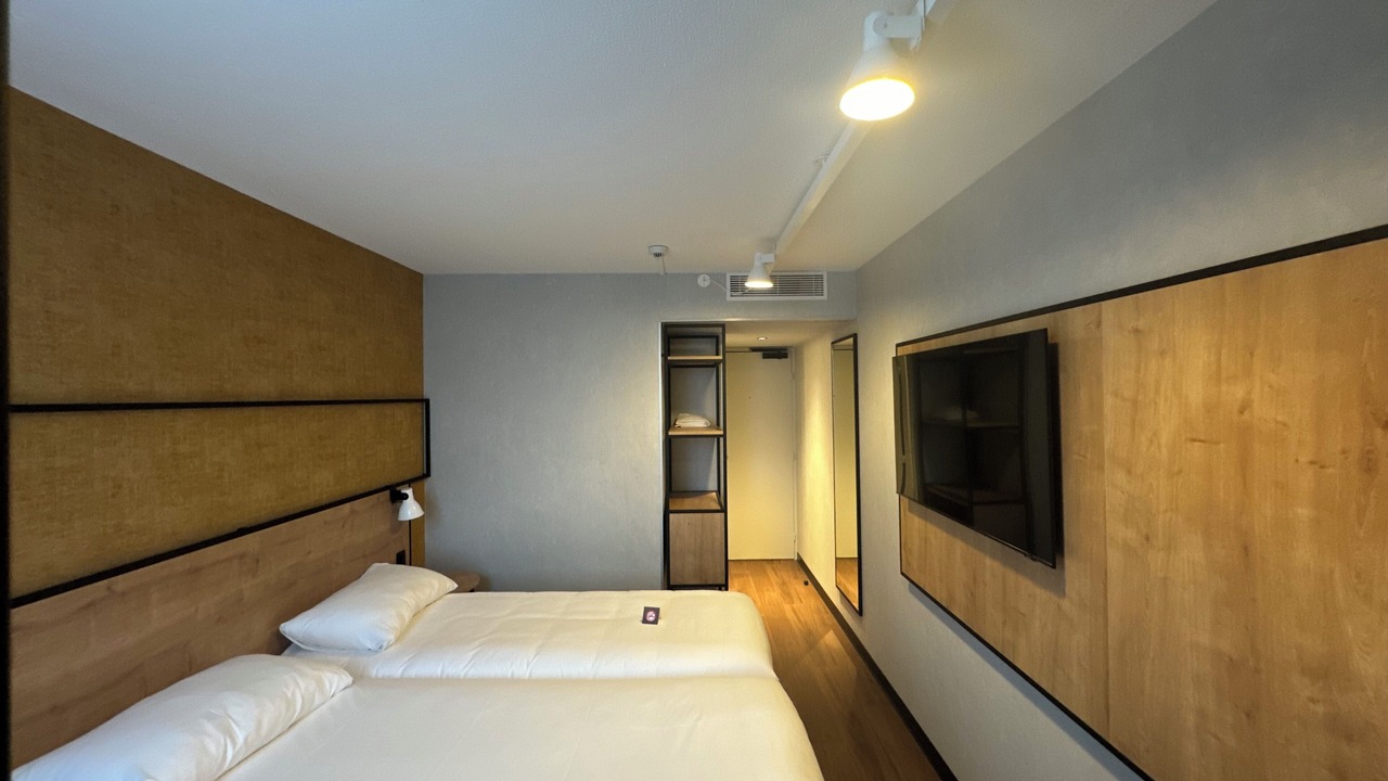 Photo of Bedroom in La Chapelle-Saint-Mesmin