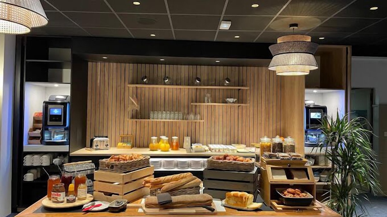 Photo of Others in Le Val-Saint-Pere