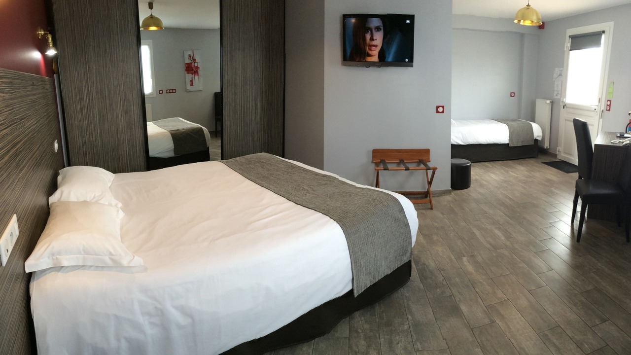 Photo of Others in Le Val-Saint-Pere