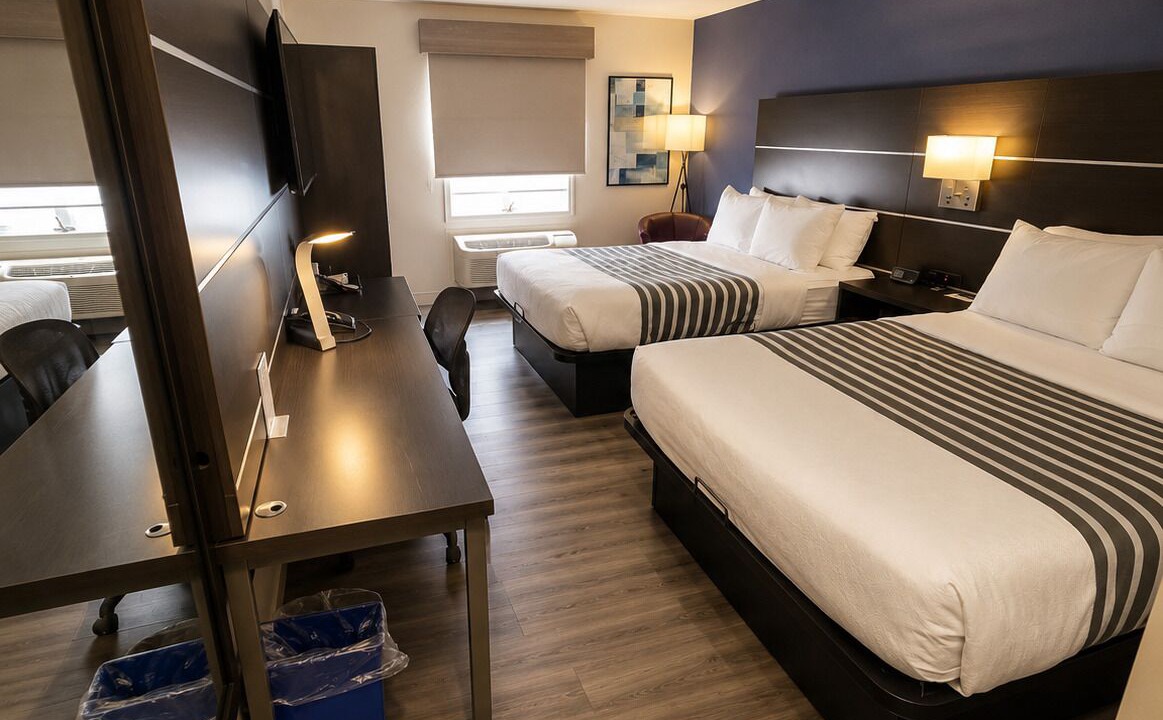 Photo of Bedroom in Kincardine