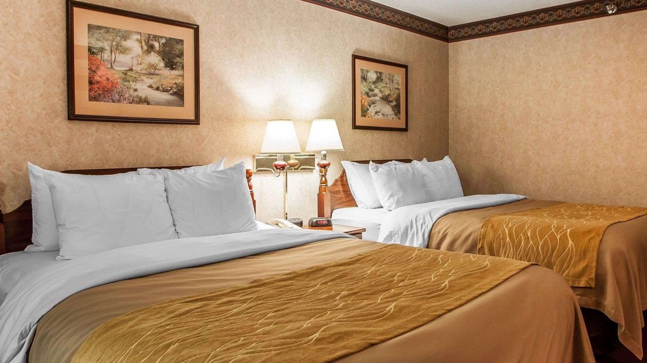 Photo of Bedroom in Bethel