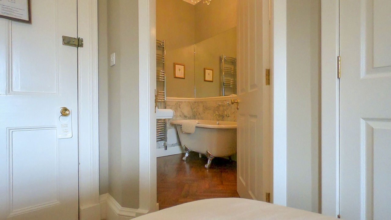 Photo of Bathroom in Contin