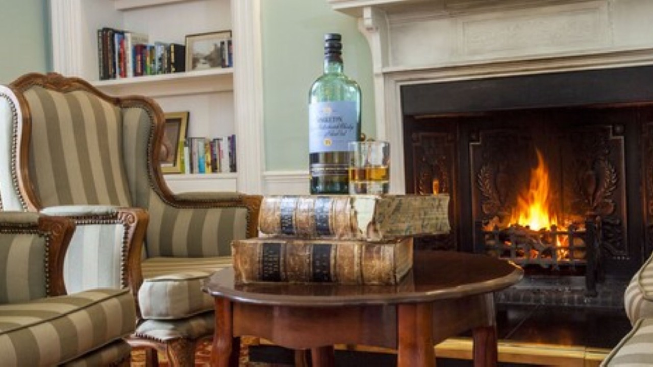 Photo of Livingroom in Contin