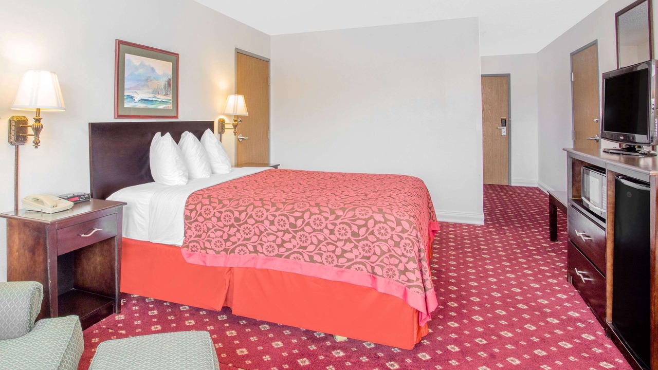 Photo of Bedroom in Lake Village