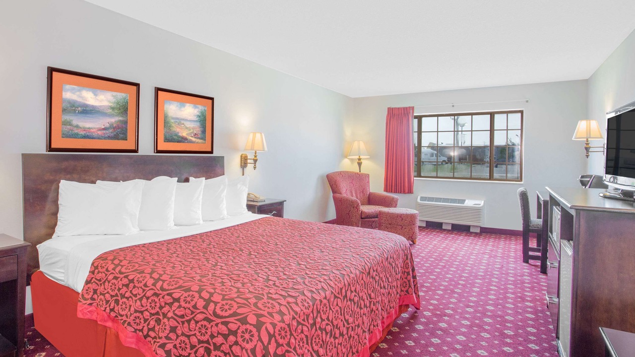 Photo of Bedroom in Lake Village