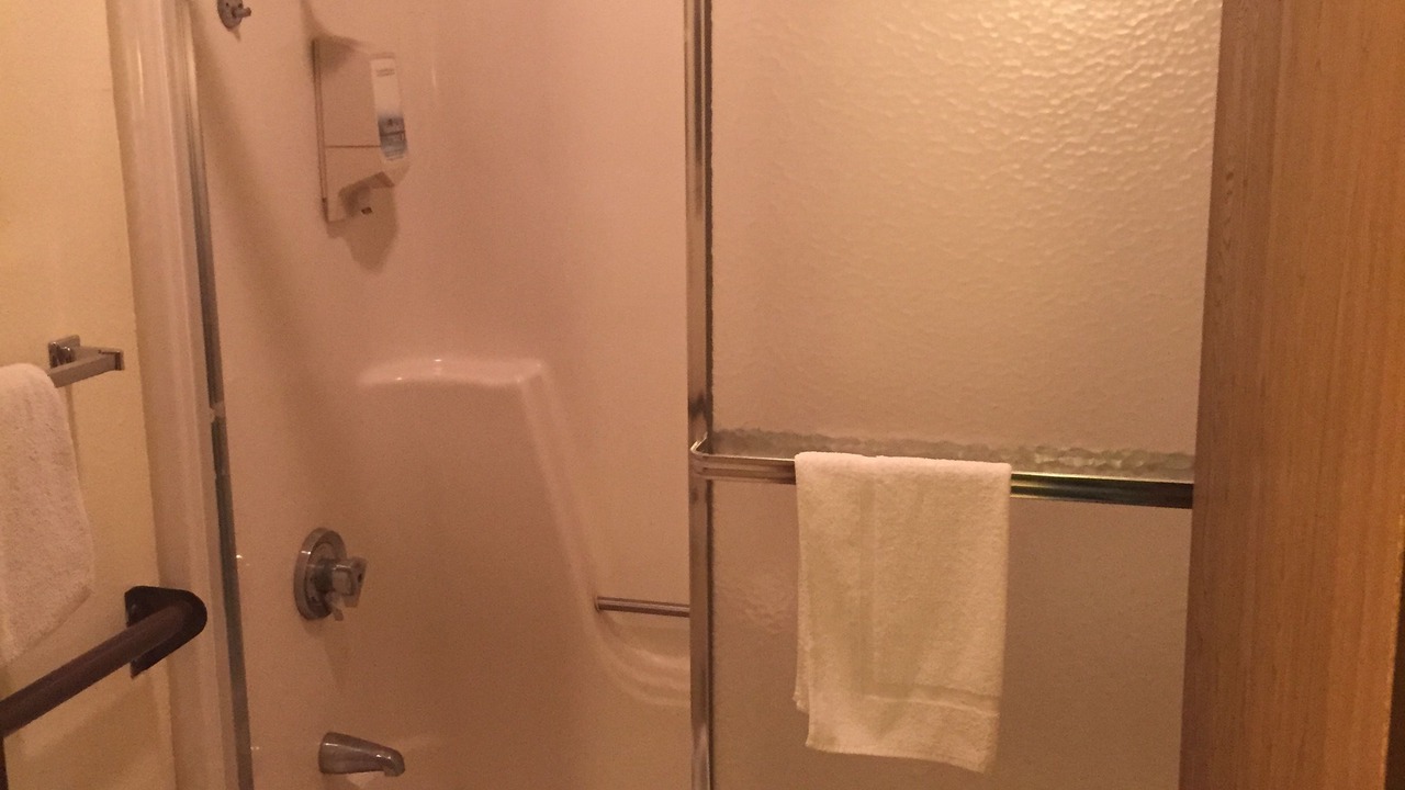 Photo of Bathroom in Algona