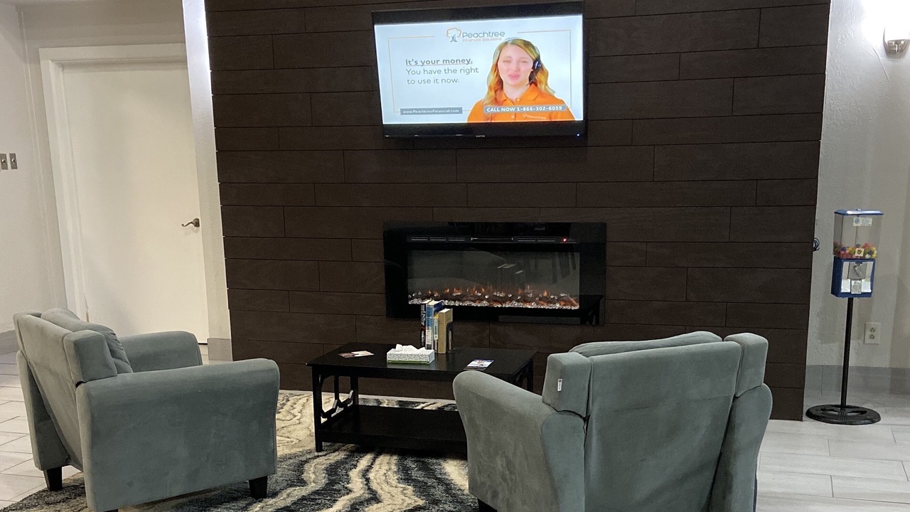 Photo of Livingroom in Eastland