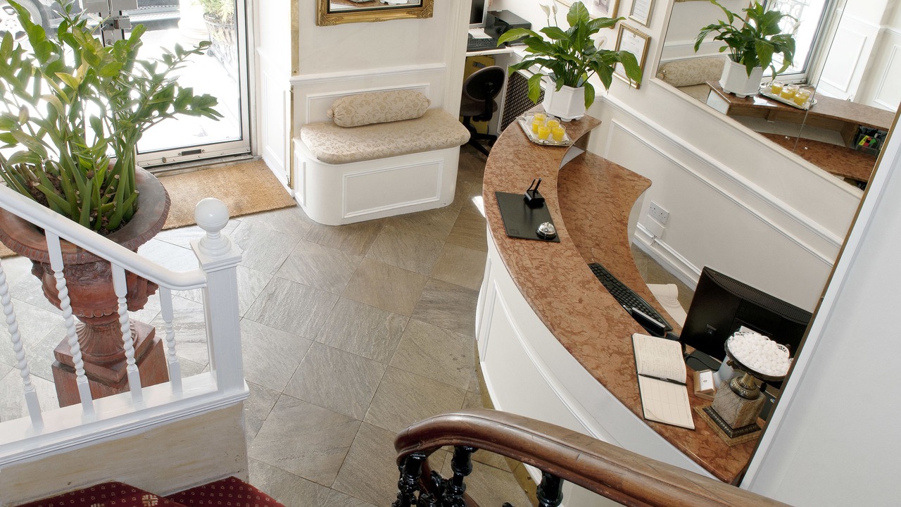 Photo of Others in Earl's Court