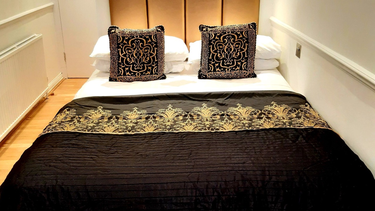 Photo of Bedroom in Earl's Court