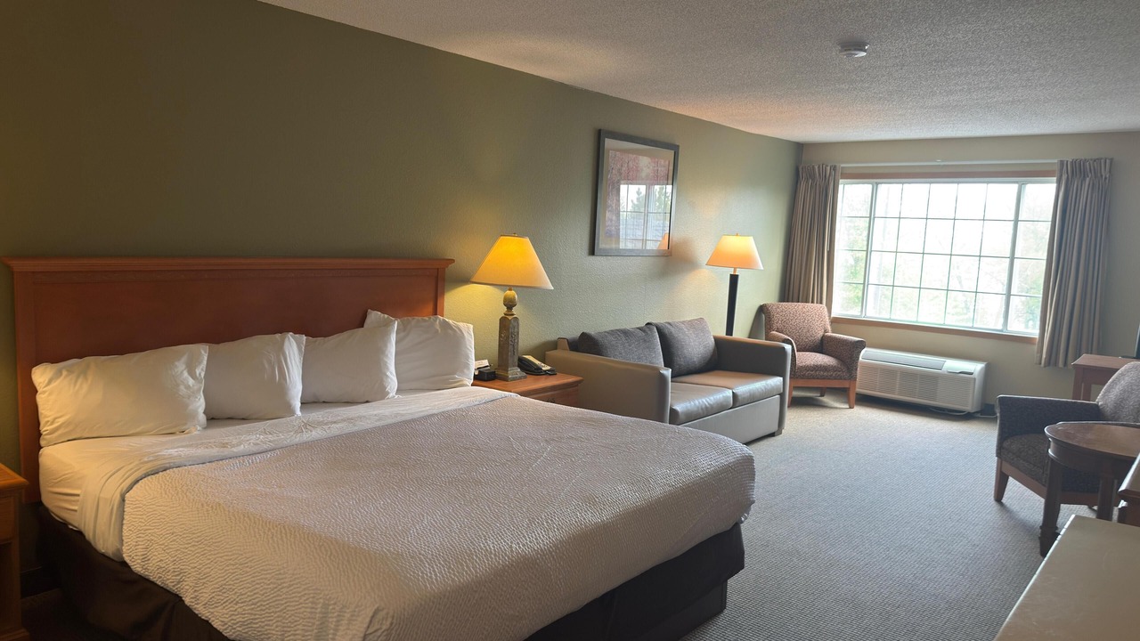 Photo of Bedroom in Walker