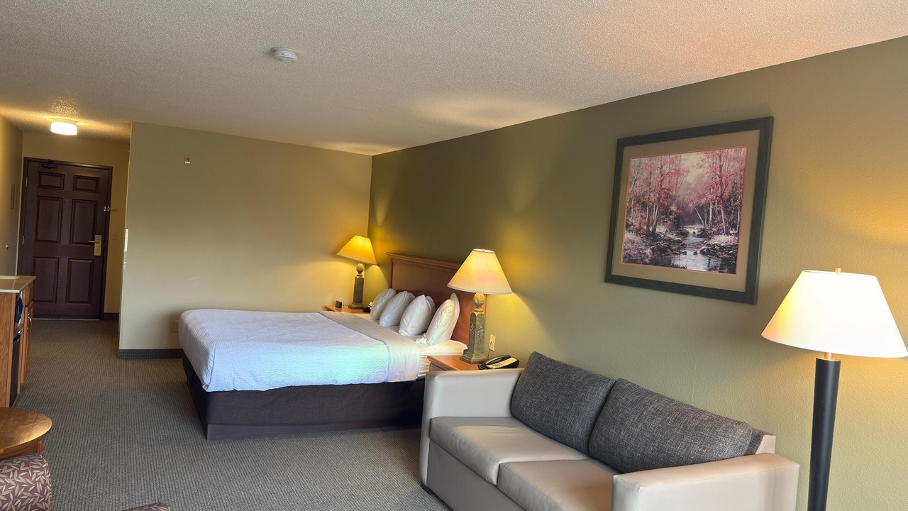 Photo of Bedroom in Walker