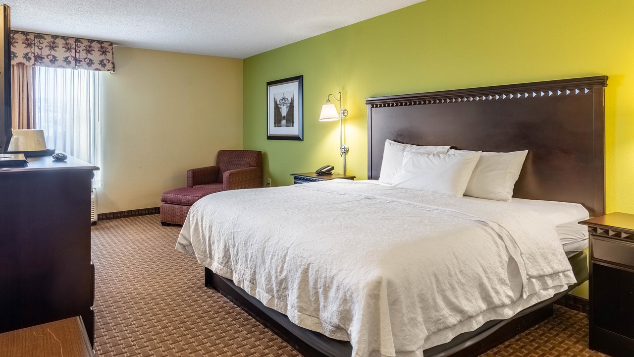 Photo of Bedroom in Conway