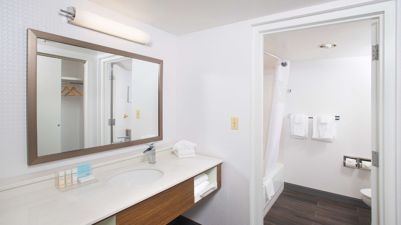 Photo of Bathroom in Parole