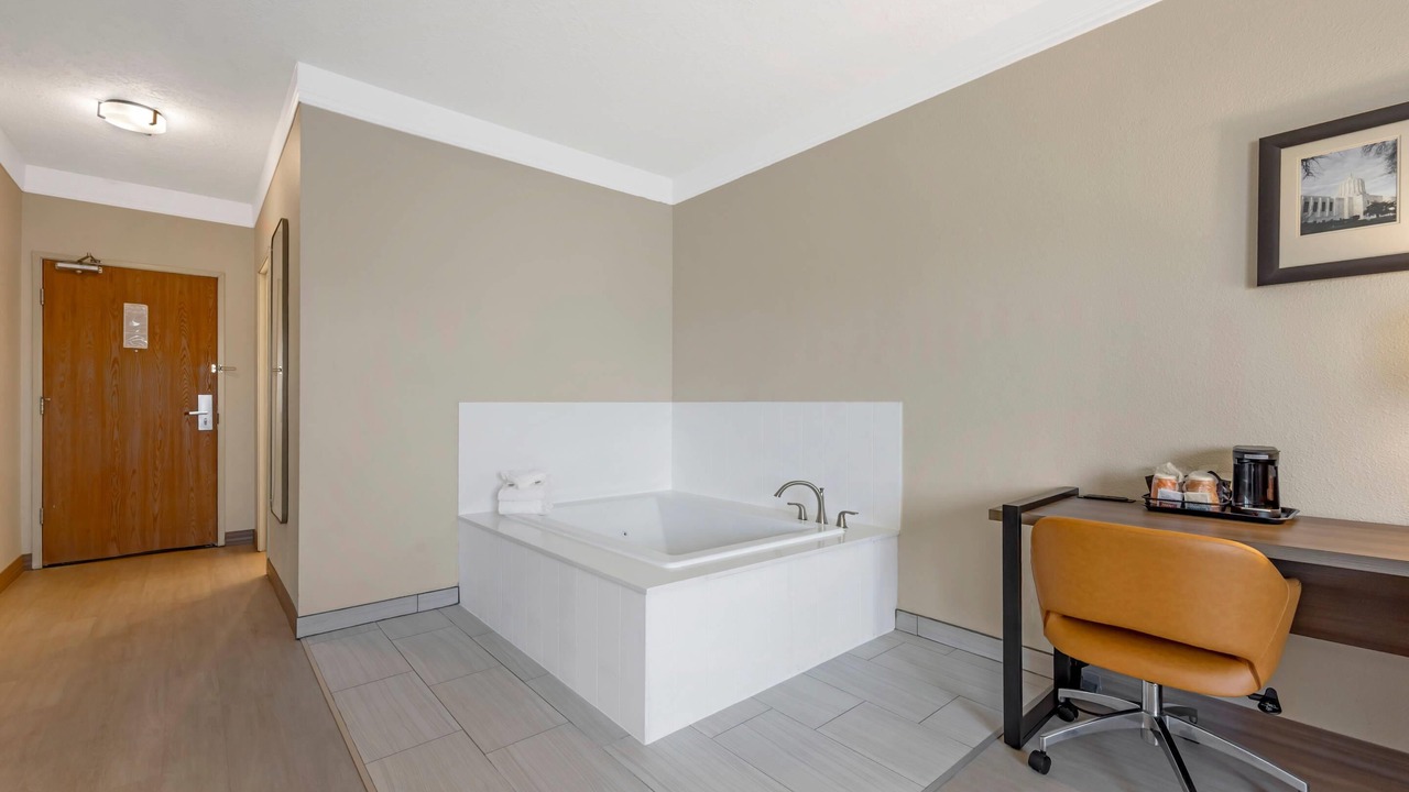 Photo of Others in Southeast Salem