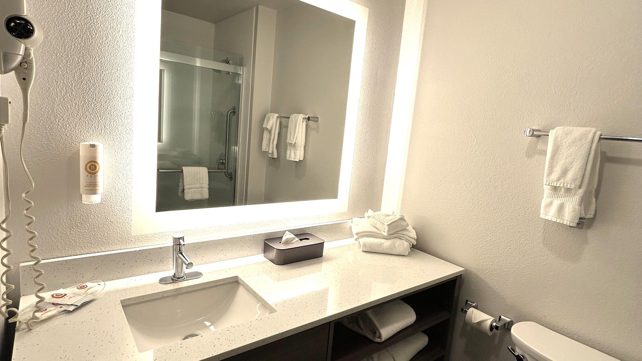 Photo of Bathroom in Southeast Salem