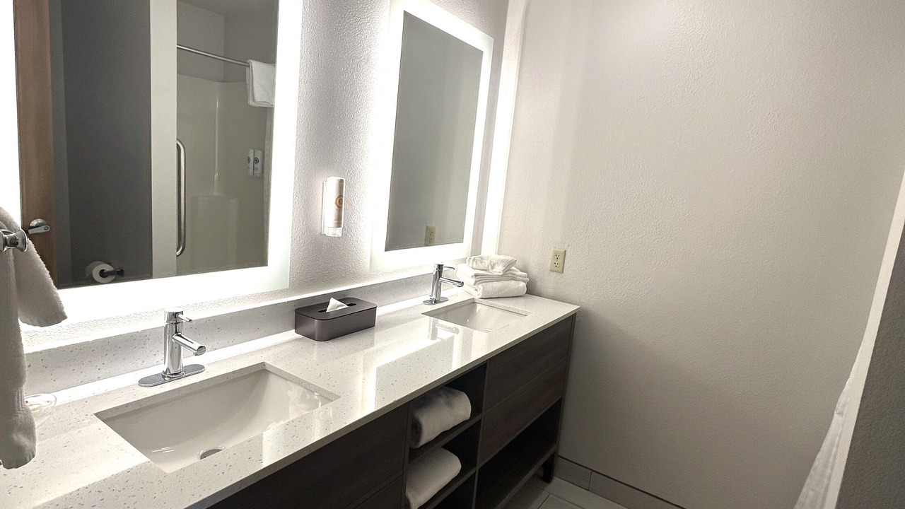 Photo of Bathroom in Southeast Salem