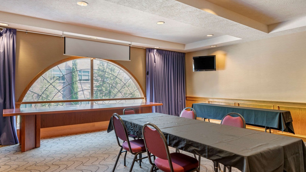 Photo of Others in Southeast Salem