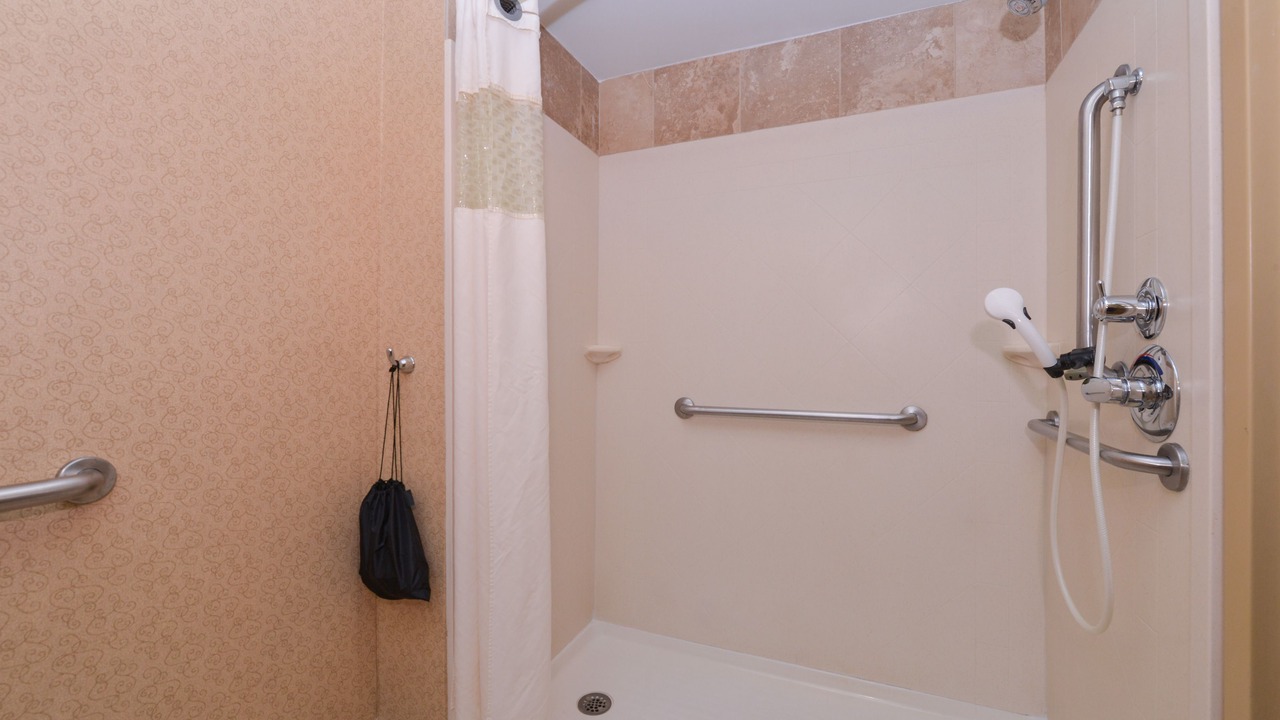 Photo of Bathroom in Elkhart