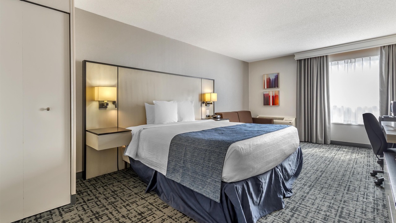 Photo of Bedroom in Brossard