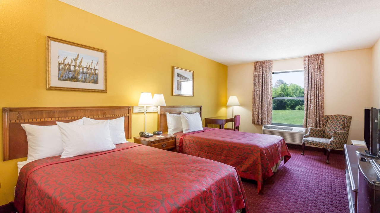 Photo of Bedroom in Tappahannock