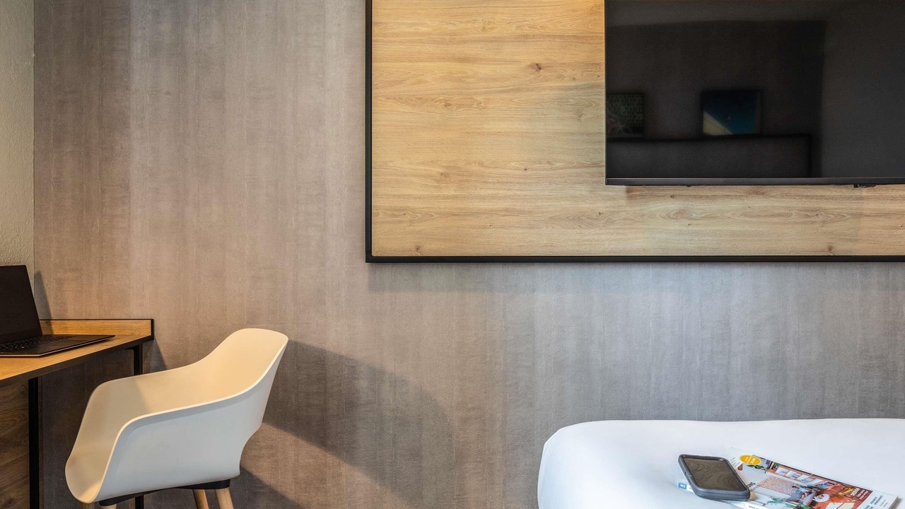 Photo of Bedroom in Gennevilliers