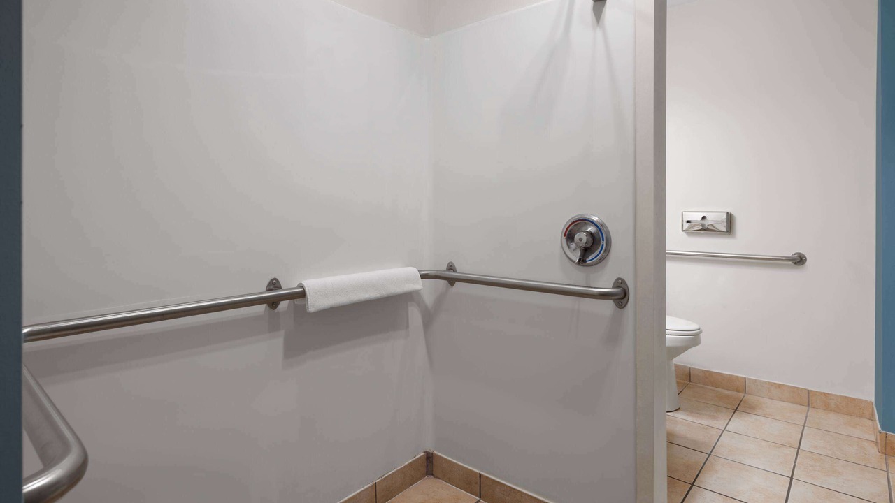 Photo of Bathroom in Boardman
