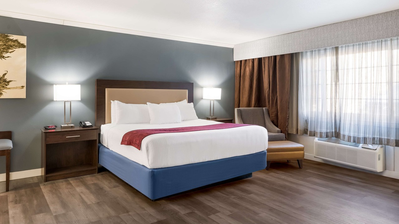 Photo of Bedroom in Springville