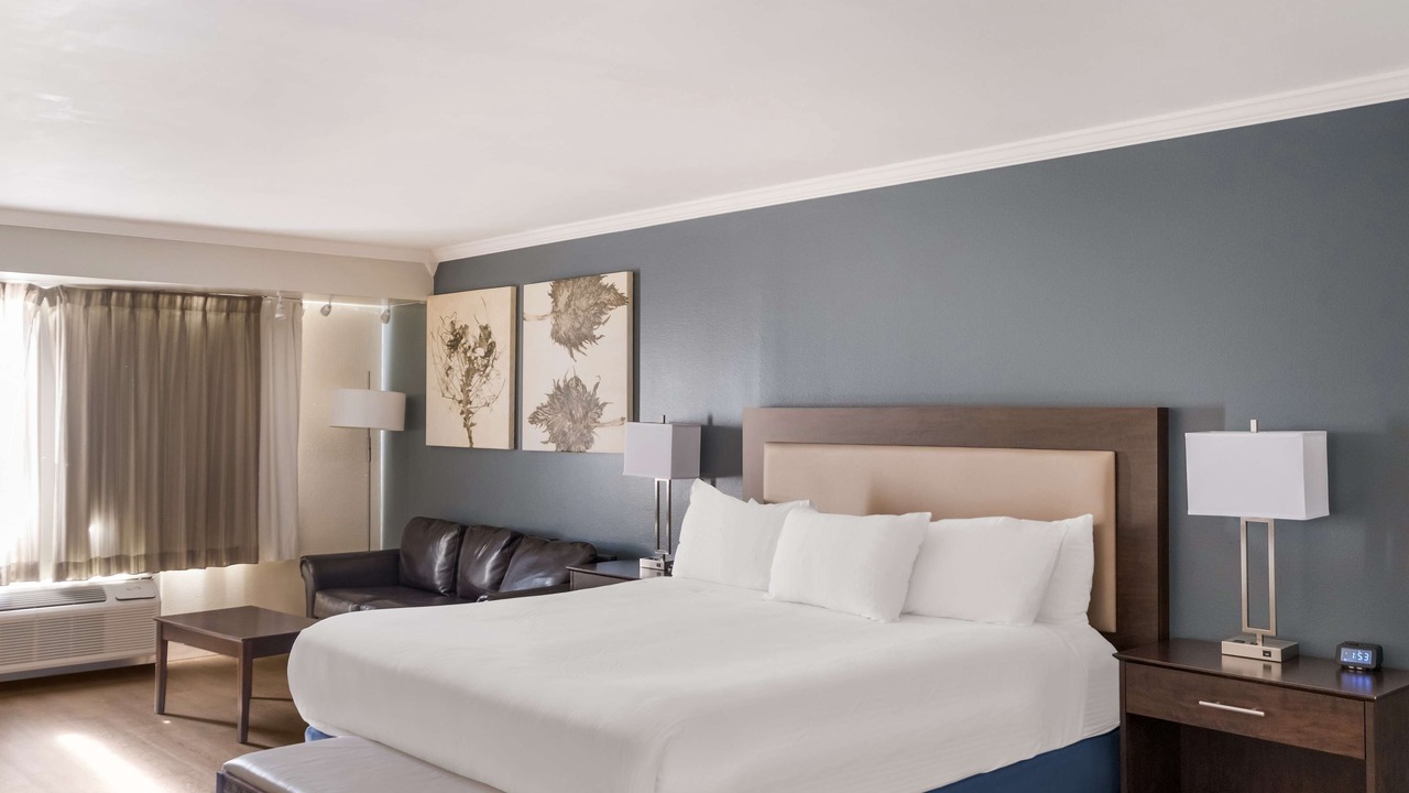 Photo of Bedroom in Springville
