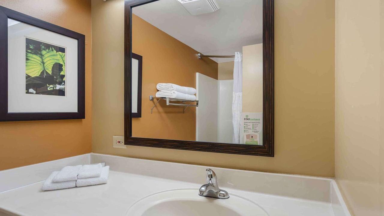 Photo of Bathroom in Elmhurst