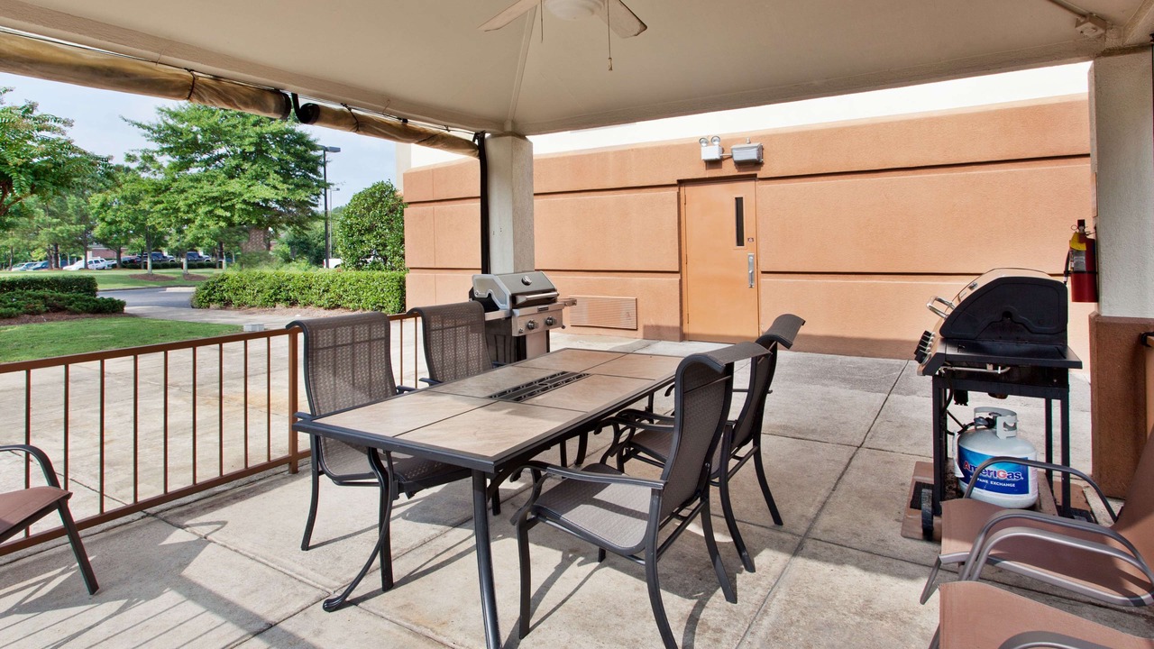 Photo of Patio Balcony in Crestline Heights