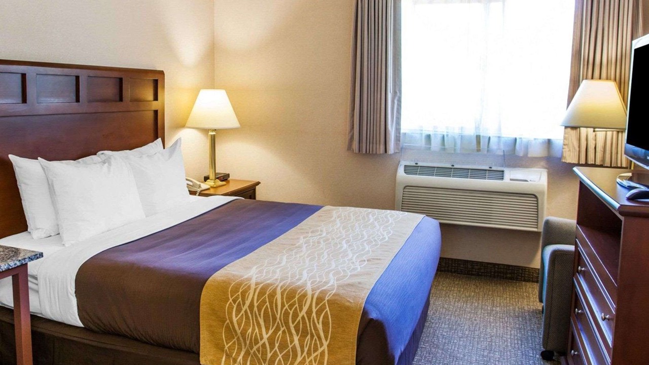 Photo of Bedroom in Totem Lake