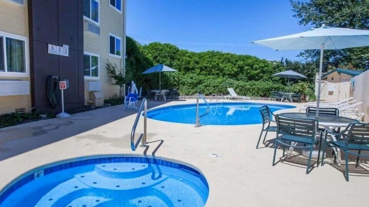 Photo of Outdoor in Totem Lake