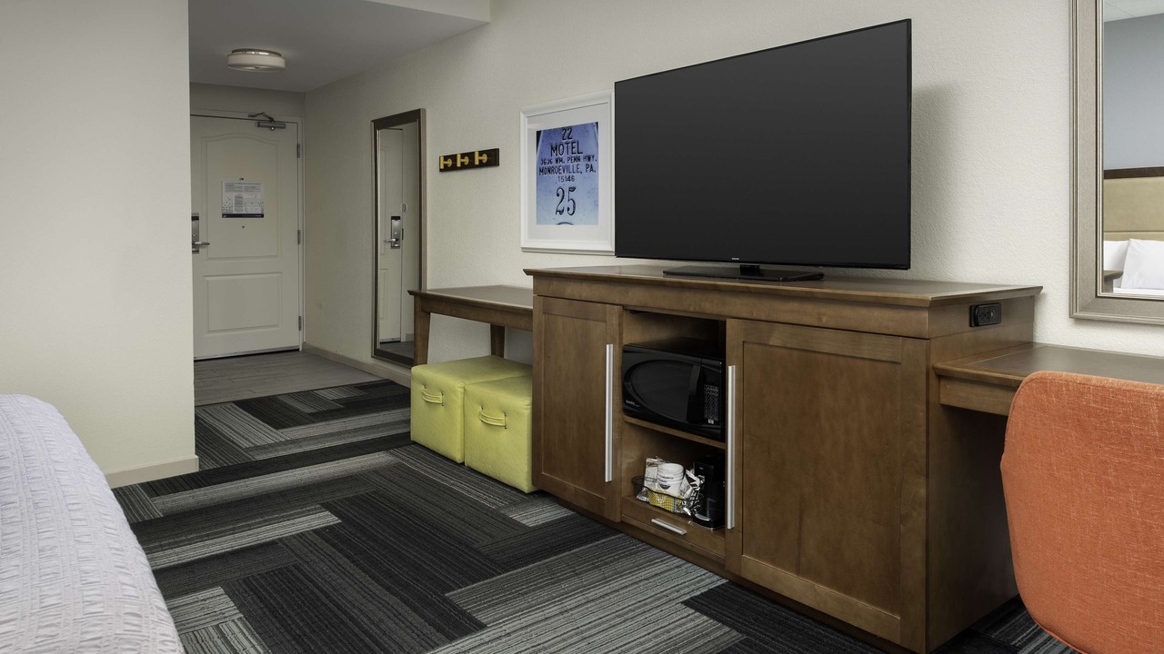 Photo of Bedroom in Monroeville