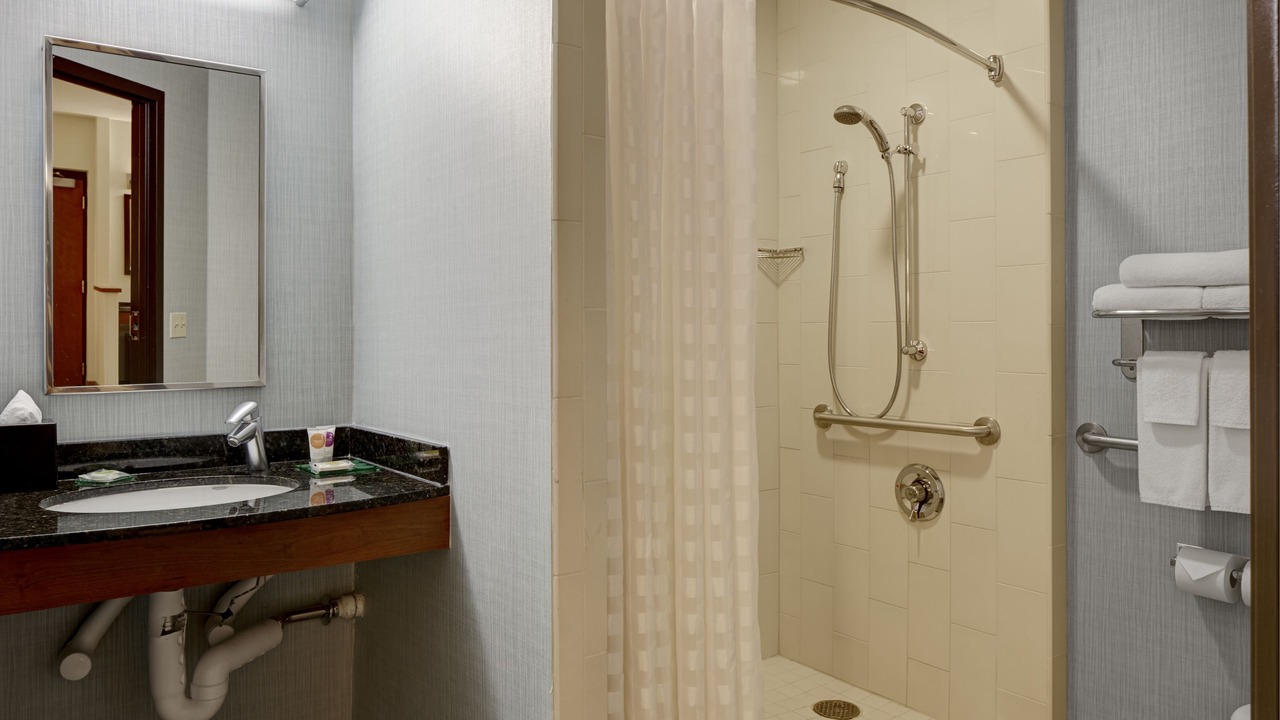 Photo of Bathroom in Hoffman Estates