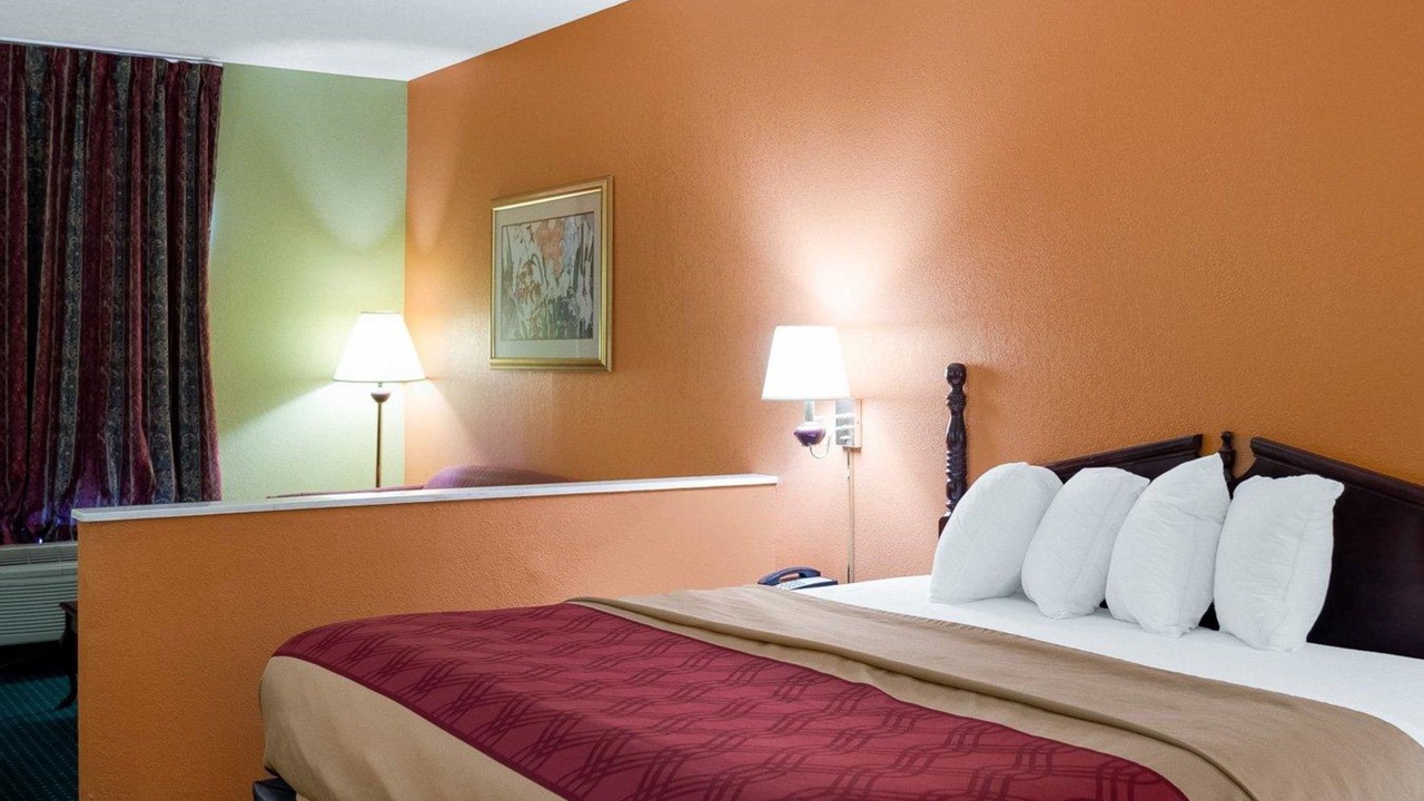 Photo of Bedroom in Canton